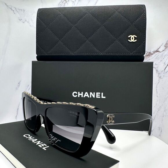 New CHANEL Sunglasses - Picture 5 of 16